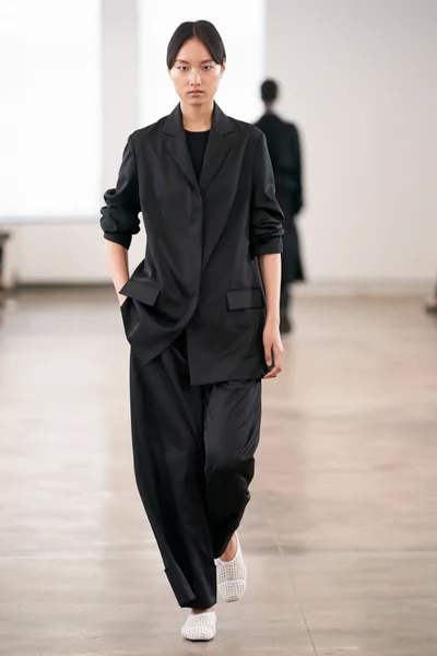 Look 26